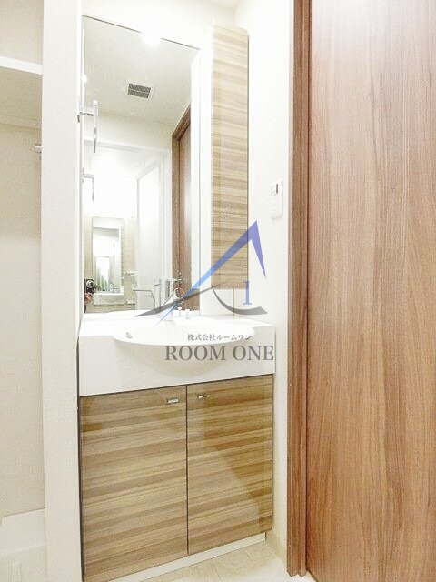 洗面設備　洗面台です。