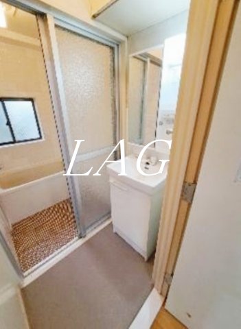 洗面設備　独立洗面台です。