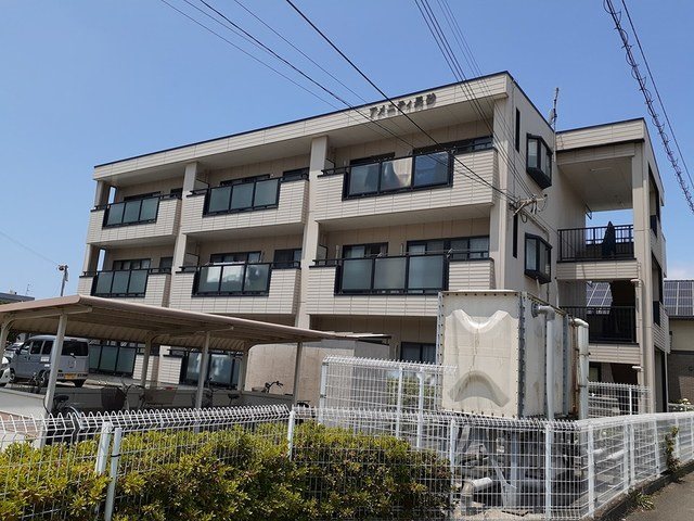 建物外観　快適生活はこのお部屋から