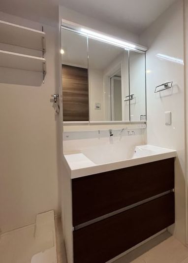 洗面設備　同仕様