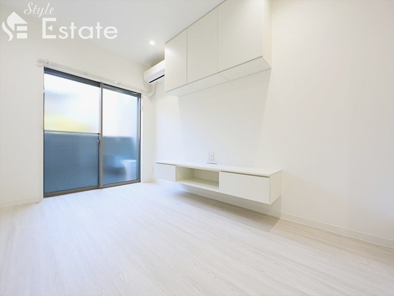 居室・リビング　同仕様内装