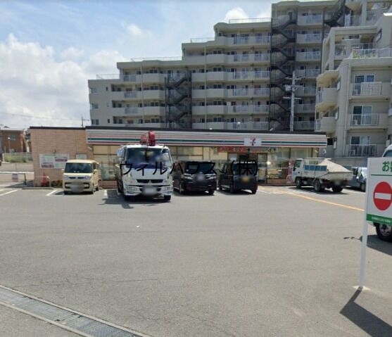 コンビニ　セブンイレブン堺上野芝町3丁店（コンビニ）まで760m
