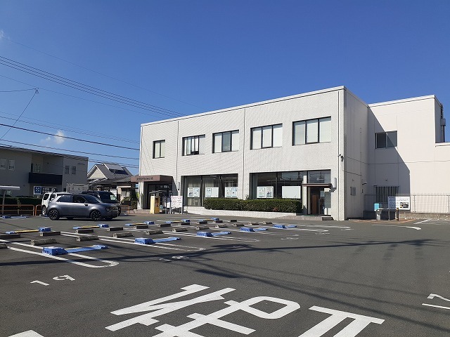 銀行　肥後銀行渡鹿支店（銀行）まで410m