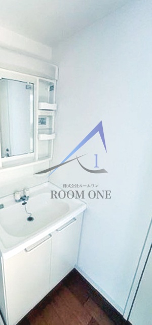 洗面設備　洗面台です。