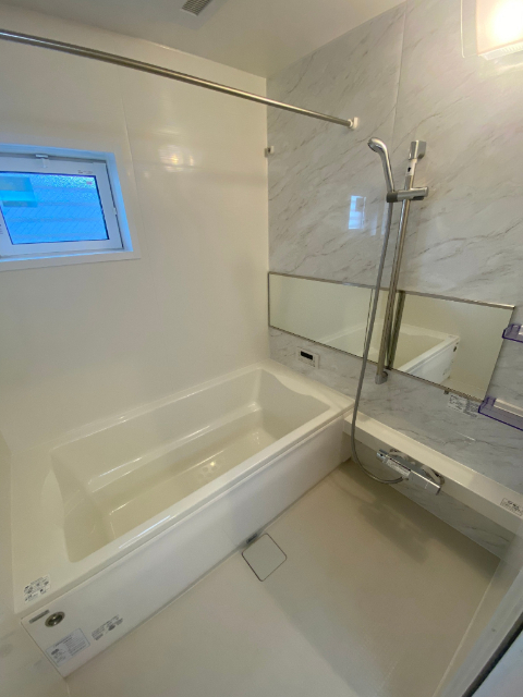 バス・シャワールーム　１０２バス