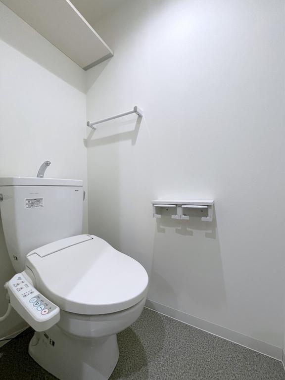 トイレ　ウォシュレット付きです♪