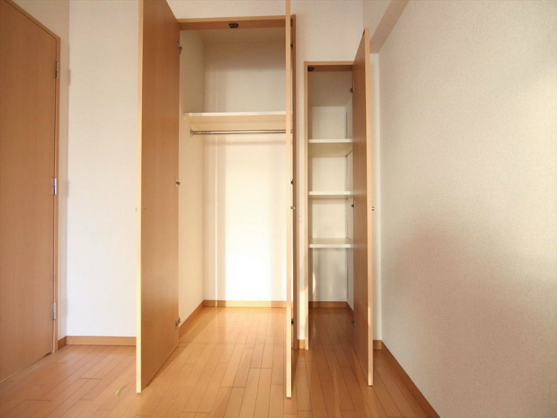 収納　クローゼット（収納充実してます）