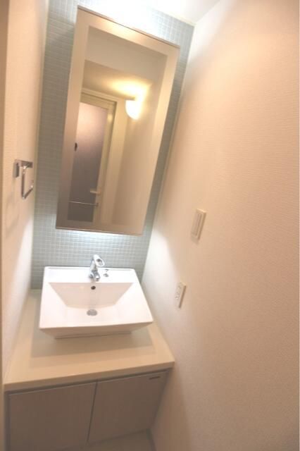 洗面設備　★収納付き、独立洗面台★