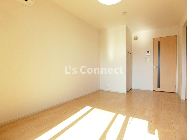 居室・リビング　７帖の洋室です。