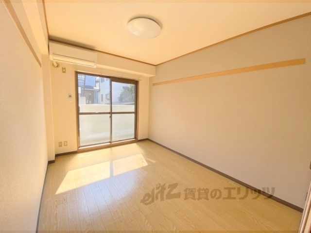 居室・リビング　洋室