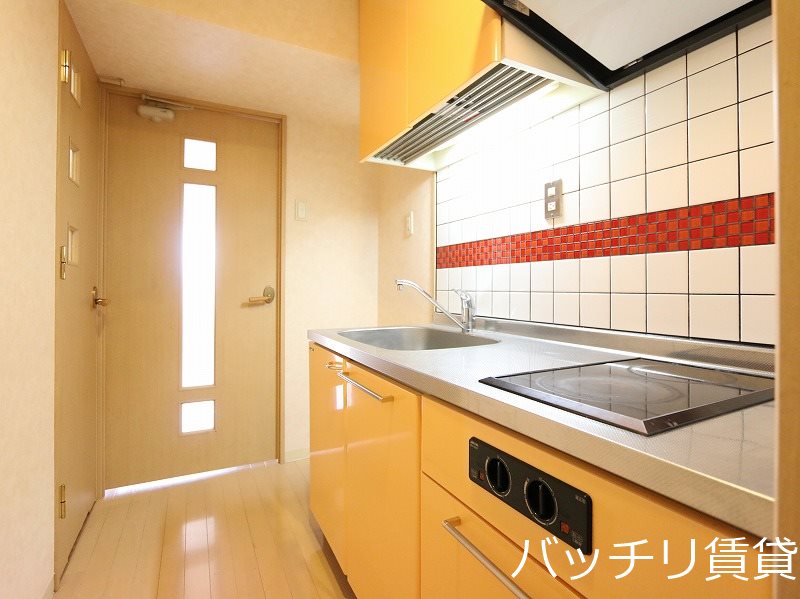 キッチン　写真は、同型イメージの為現状を優先いたします