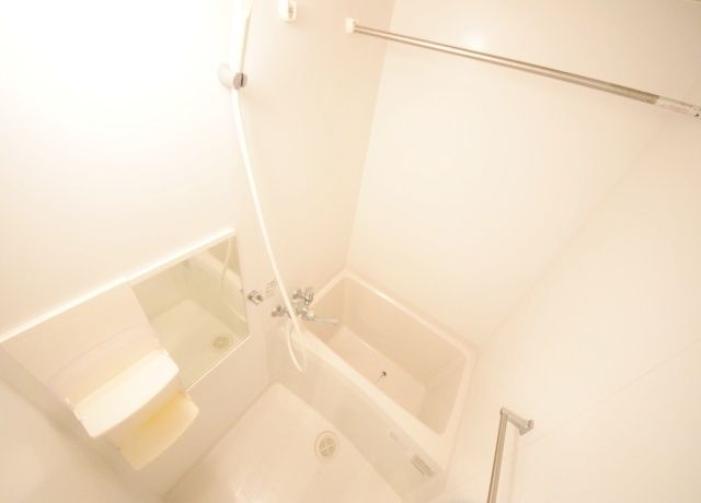 バス・シャワールーム　★★清潔感のあるバスルーム★★