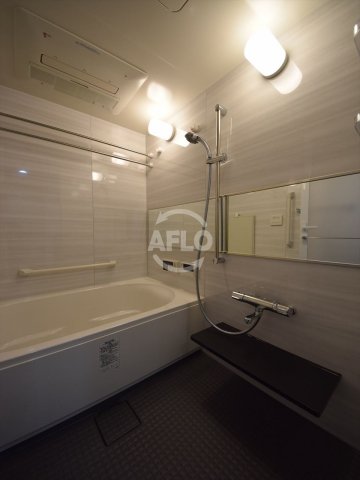 バス・シャワールーム　リーガル四ツ橋立売堀ＩＩ　ひろびろバスルーム