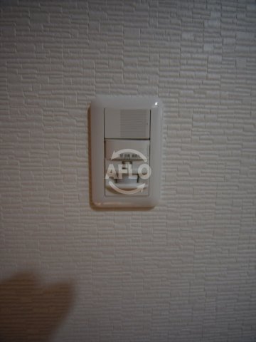 その他設備　リーガル四ツ橋立売堀ＩＩ　人感センサー