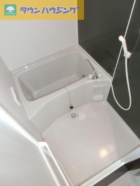 バス・シャワールーム　浴室乾燥機付き