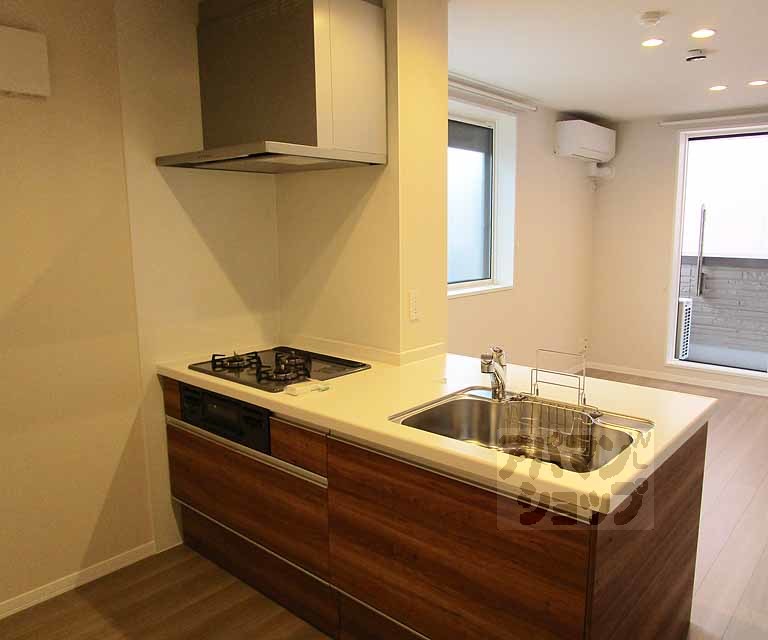 キッチン　３０２号室の写真です。