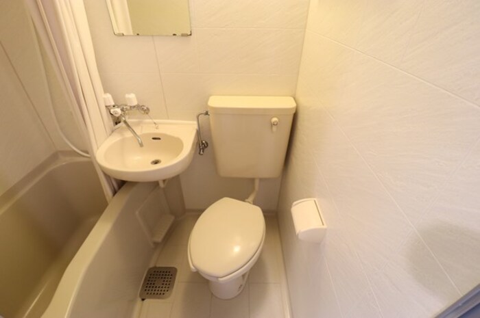 トイレ　別部屋参考写真