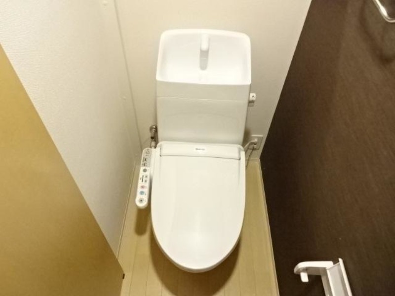 トイレ　図面と現状に相違がある場合には現状を優先