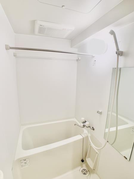 バス・シャワールーム　同タイプ別部屋のお写真です。