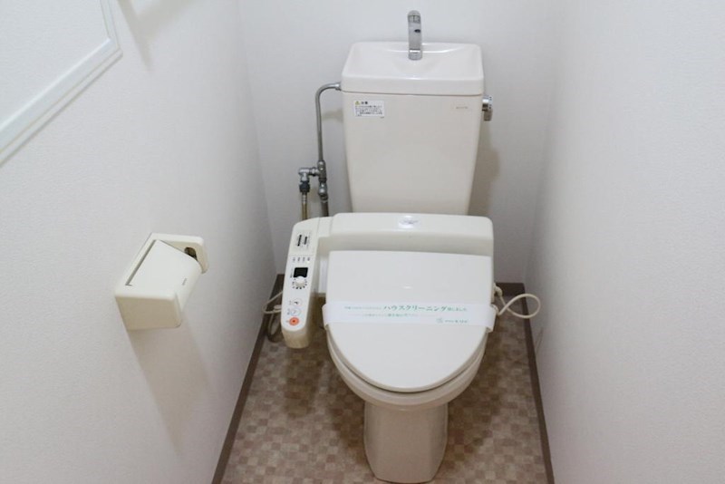 トイレ　シャワー付WC