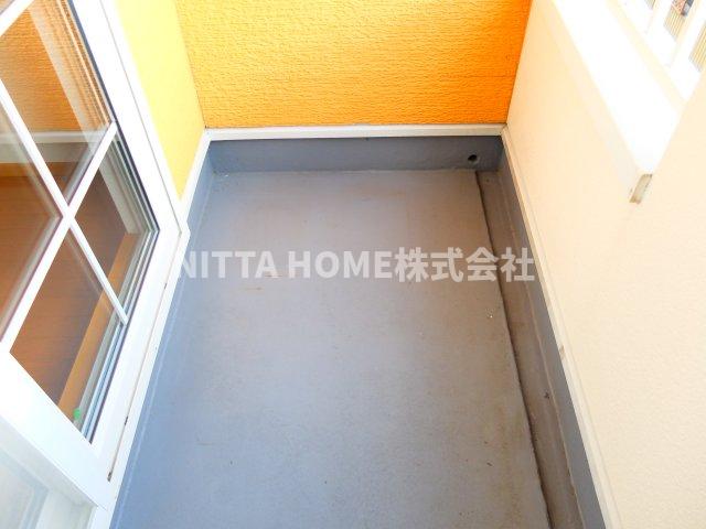 バルコニー　南向きバルコニーで日当たり良好です◎