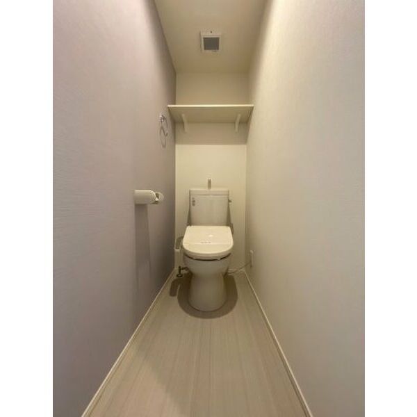 トイレ　※同シリーズの写真になります。