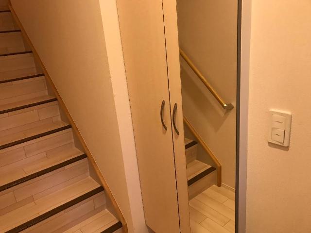 玄関　下駄箱
