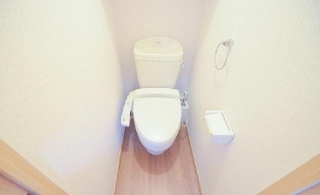 トイレ　別部屋同仕様タイプ
