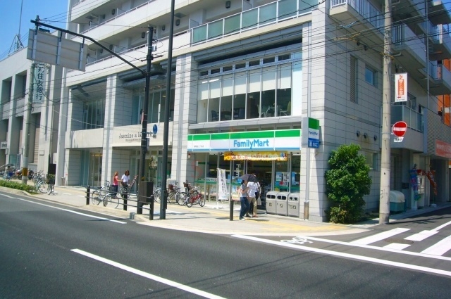 コンビニ　ファミリーマート御幣島二丁目店（コンビニ）まで273m
