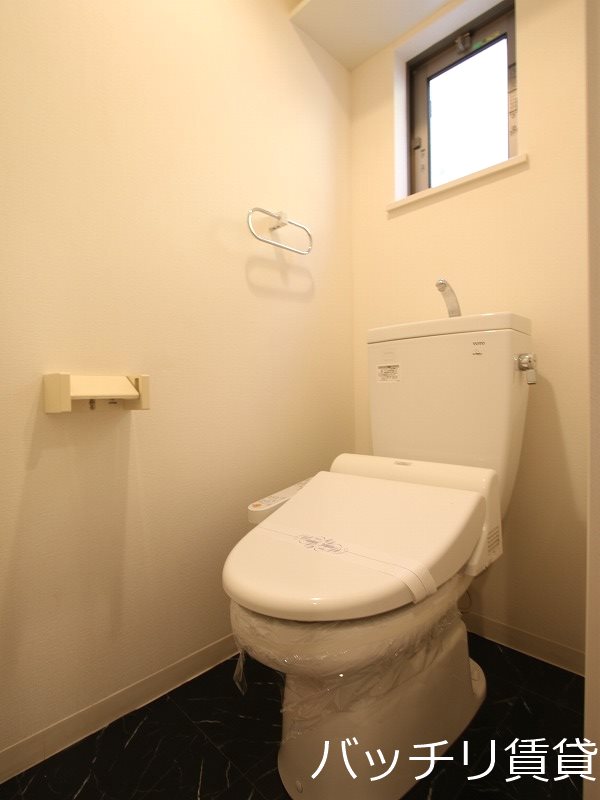 トイレ　画像は同シリーズ参考画像の為、現況を優先いたします。