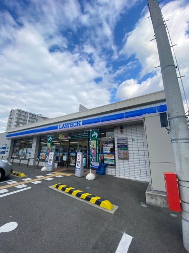 コンビニ　ローソン 西宮青木町店（コンビニ）まで607m