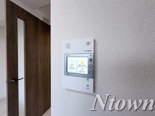 セキュリティ　モニタ付きインターホンです。