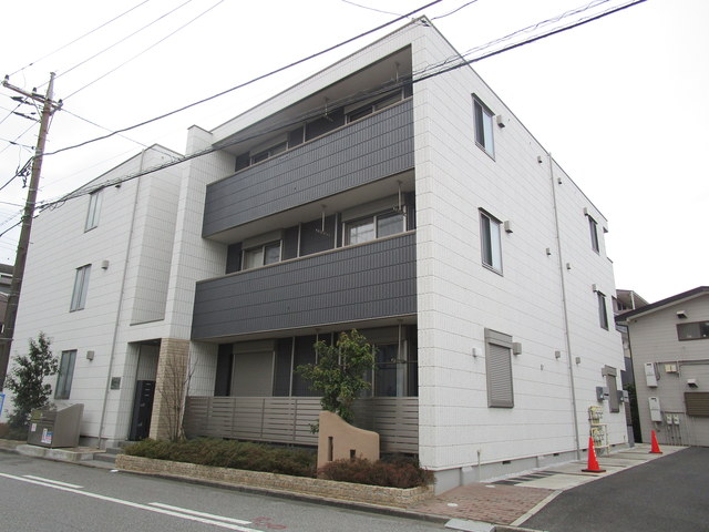 建物外観　★現地待ち合わせでのご案内も可能です★