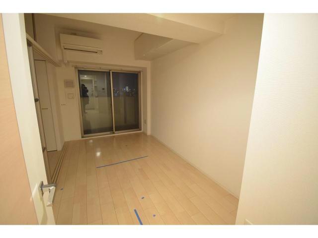 セレニテ上町台の居間写真