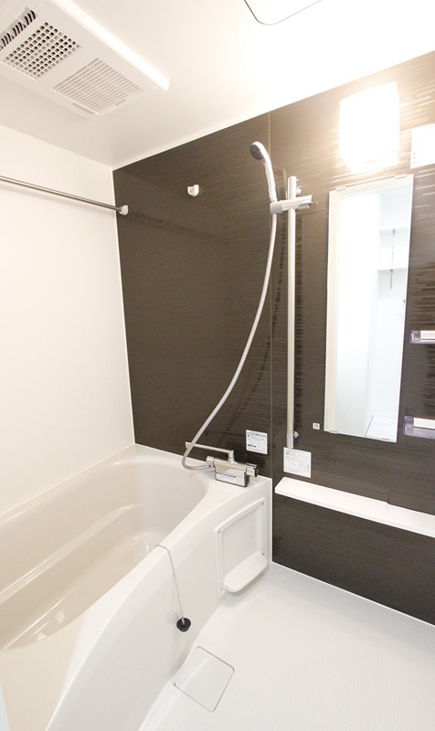富山地鉄本線 越中荏原駅 徒歩23分 2階建 築3年の風呂写真