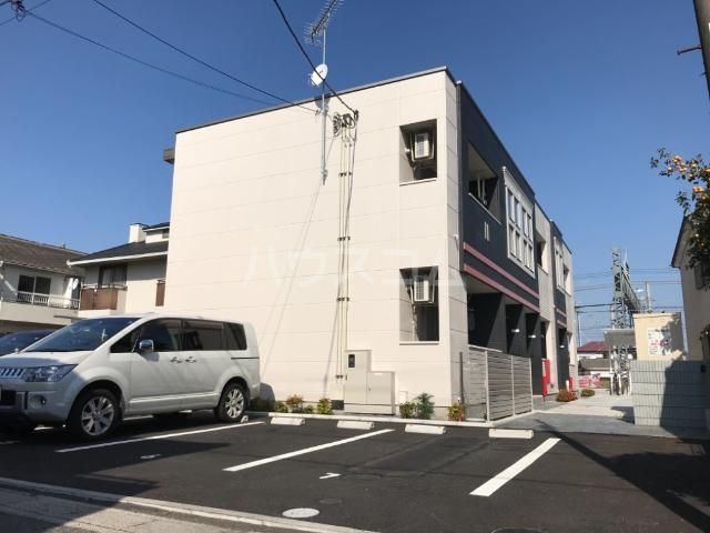 ピースフリーの外観写真
