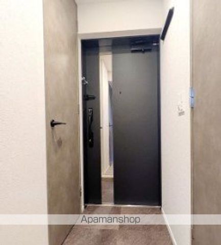 テラス神田猿楽町の玄関写真