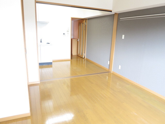 パラッツオ西府の居間写真