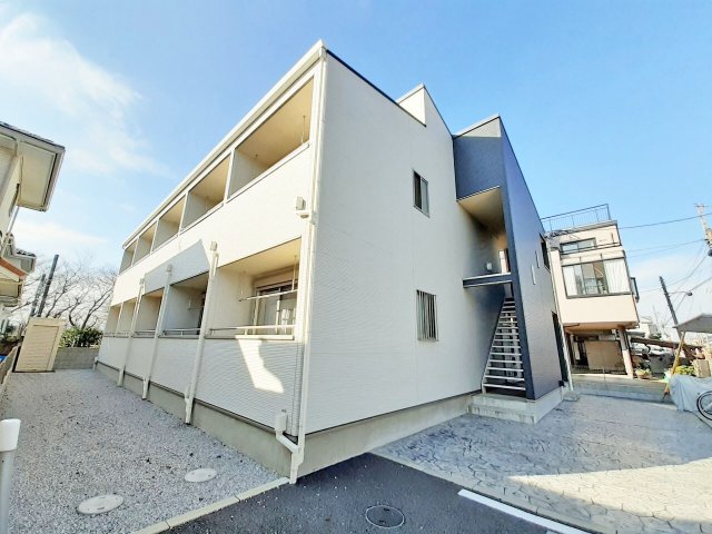 建物外観　落ち着いた雰囲気の外観です