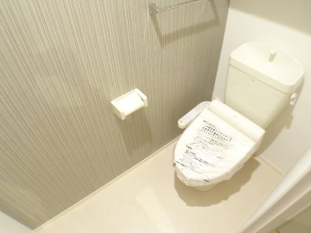 【神戸市東灘区御影山手のマンションのトイレ】
