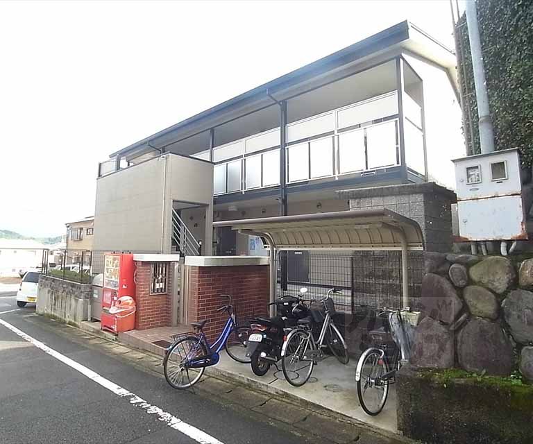 建物外観　レオパレスのお探しはパートナー店のアパマンショップまで