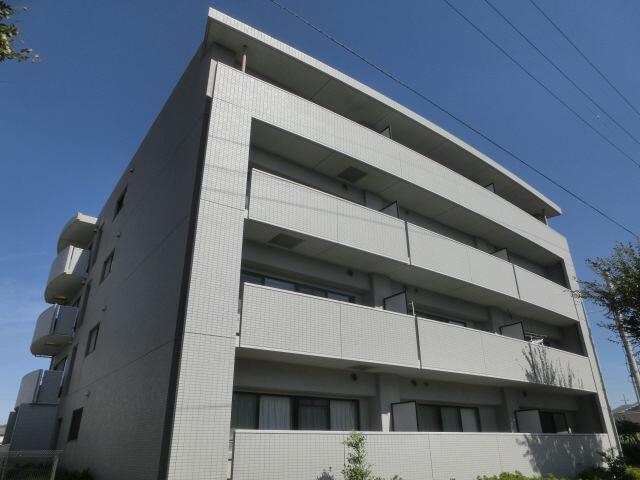 神戸市西区丸塚のマンションの建物外観