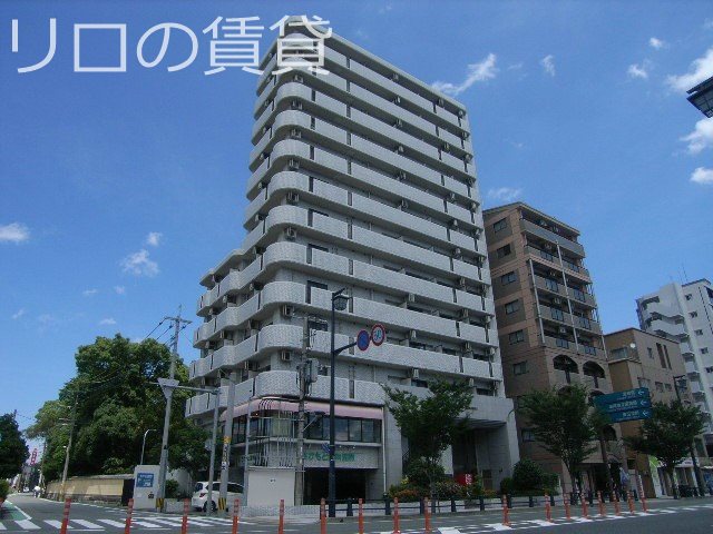 福岡市東区箱崎のマンションの建物外観