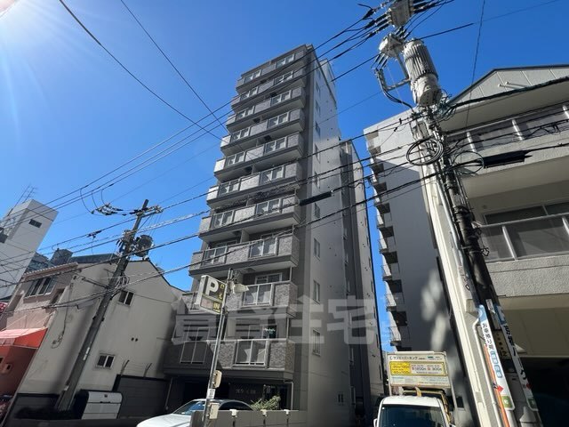 【クロワール京橋の建物外観】