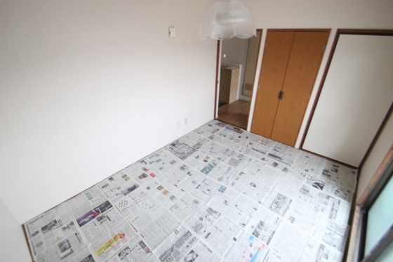 居室・リビング　※別号室の写真となります。