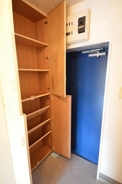 玄関　★お部屋探しは株式会社タウンハウジング東京まで★