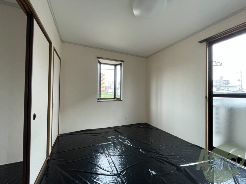 その他部屋・スペース　寝室と利用しても広さ的にも問題無さそうですね。