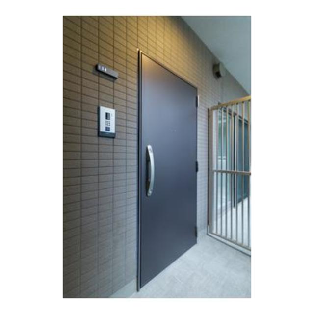 玄関　※写真は同タイプ住戸です。