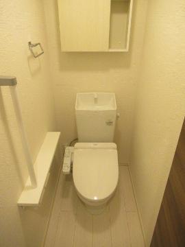 グラサ上穂積　トイレ　トイレ
