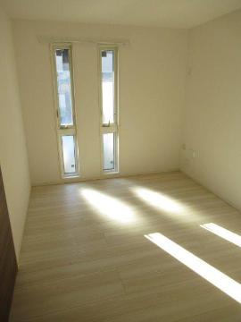 グラサ上穂積　その他　洋室